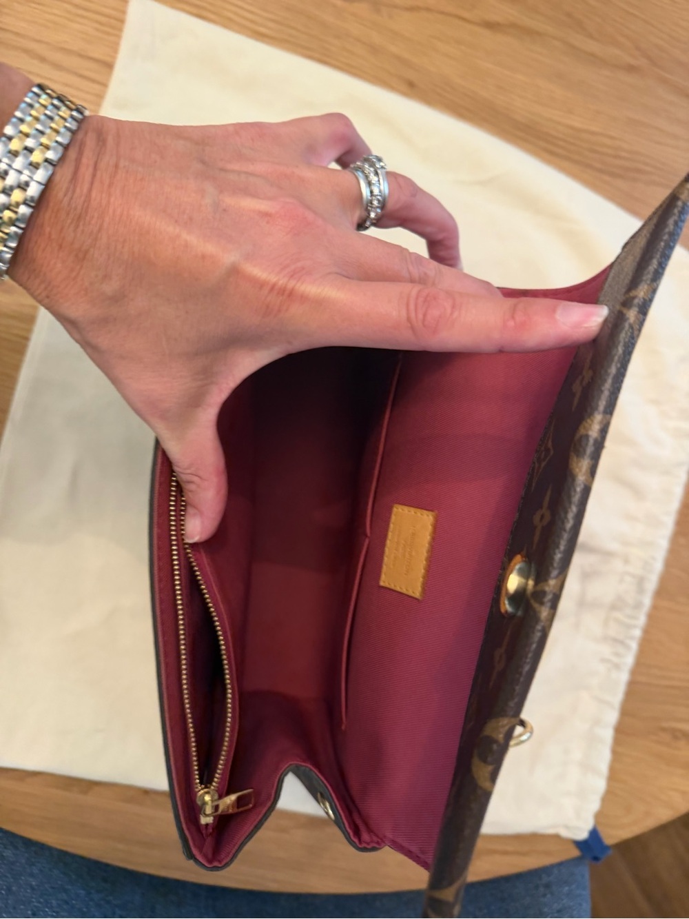 Authentic Louis Vuitton Cluny BB Top Handle Bag - with Dust Bag and COA - Picture 10 of 12